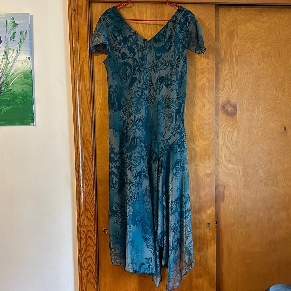 R&M Richards Petite dress in green/blue floral, size 16P